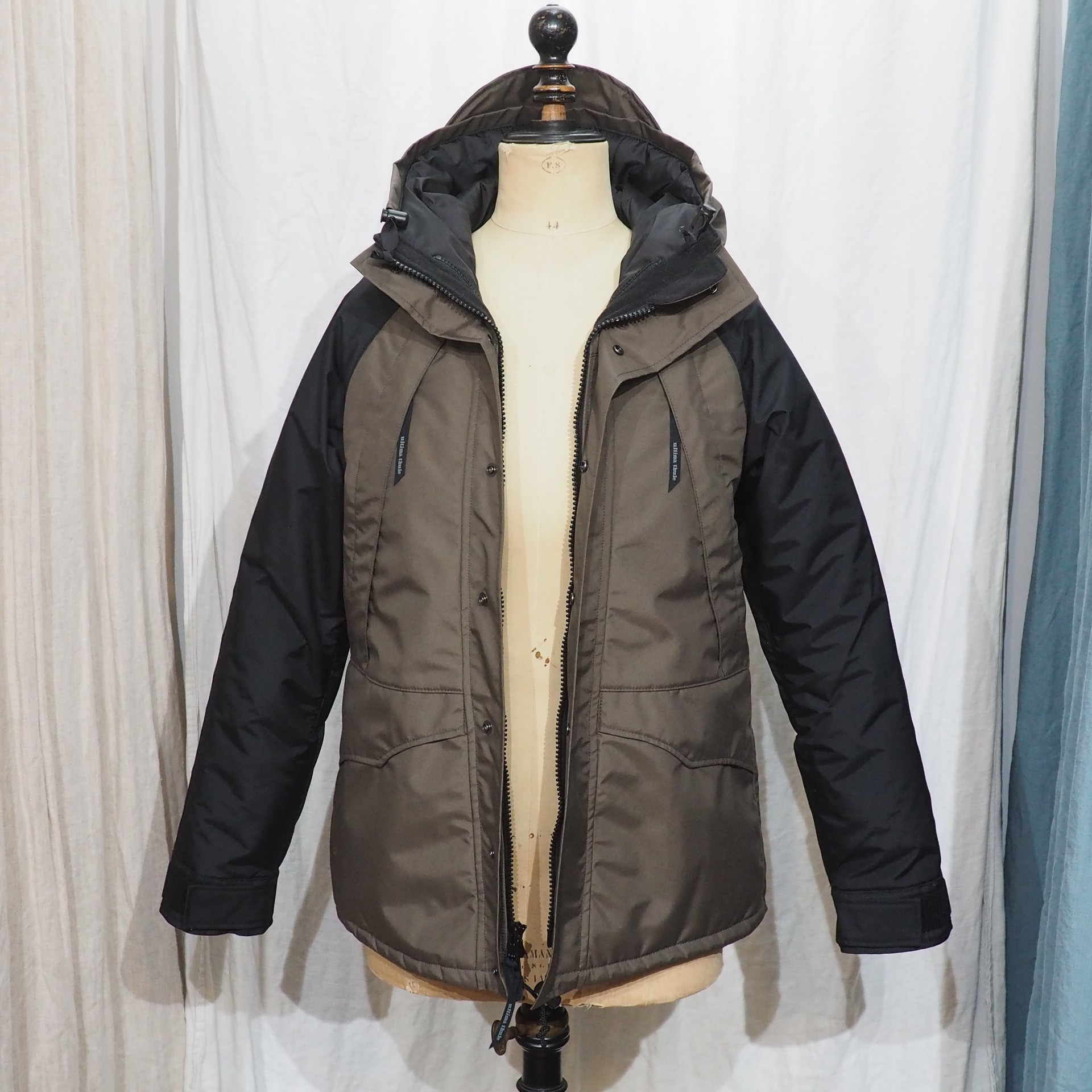 フリーホイーラーズ オールウェザー ロフト パーカ ダークドラブ