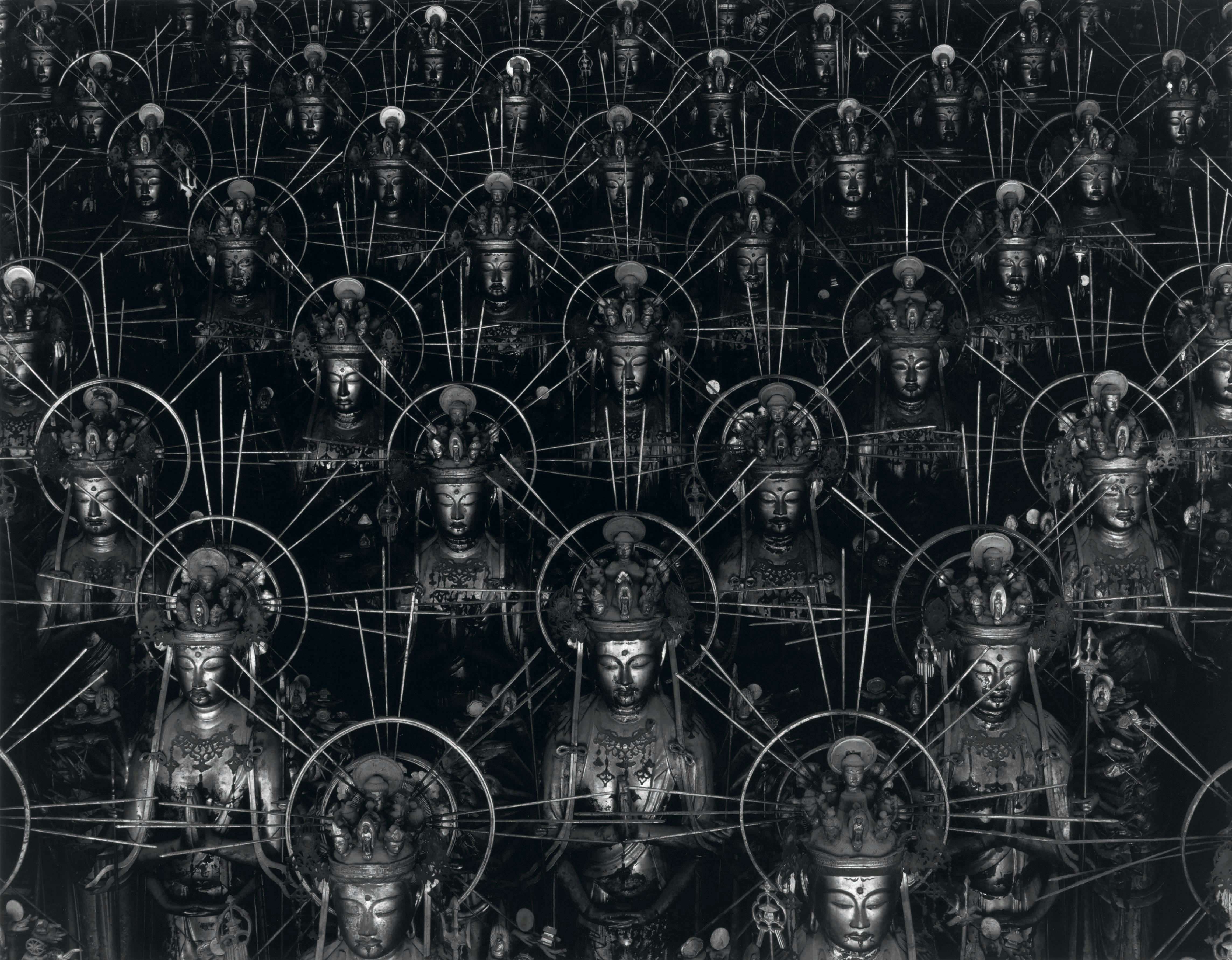 杉本博司 瑠璃の浄土（京都市京セラ美術館 新館 東山キューブ）｜美術手帖