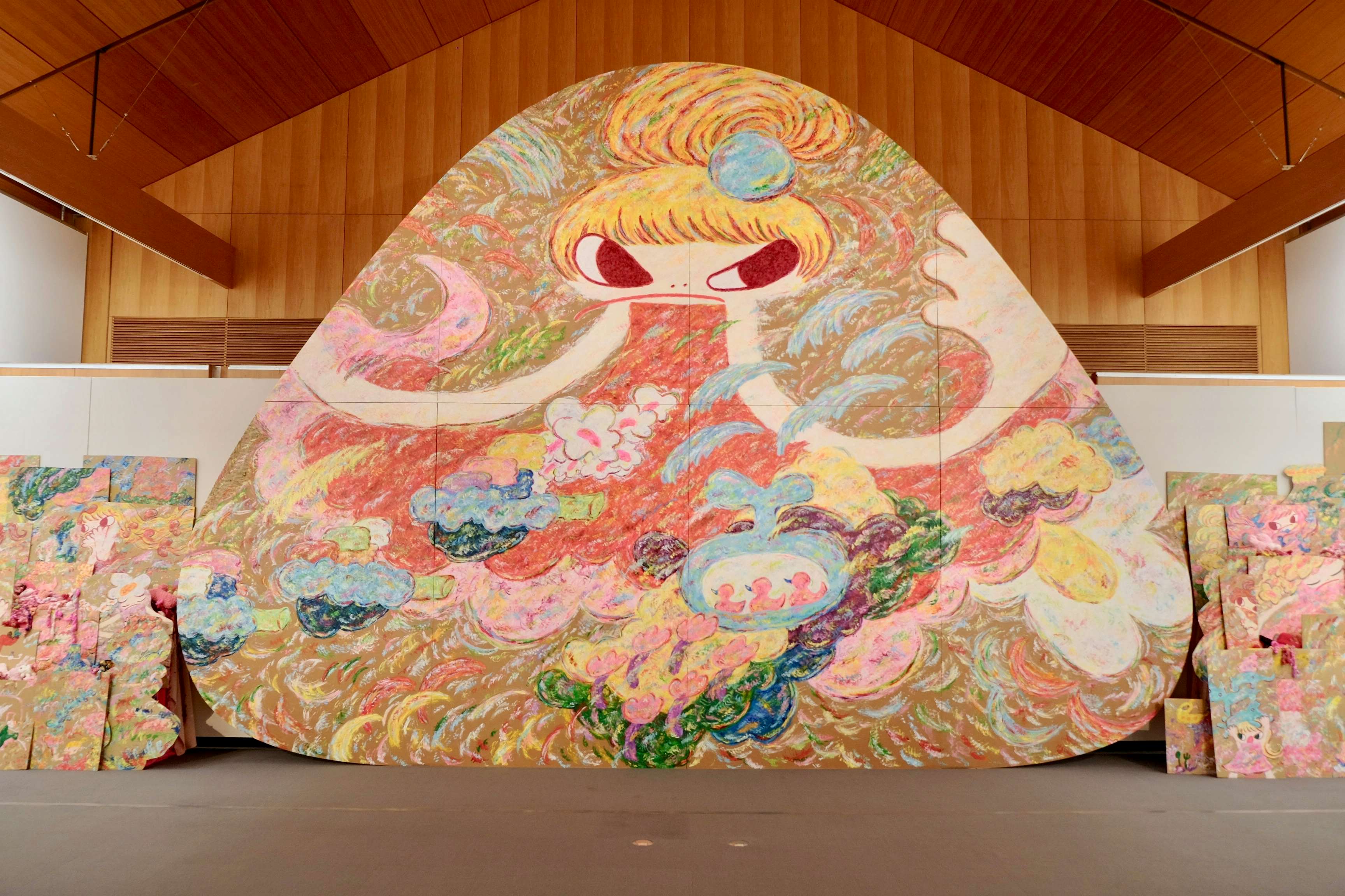 ロッカクアヤコ初の美術館個展が千葉県立美術館で開幕。「魔法の手」が