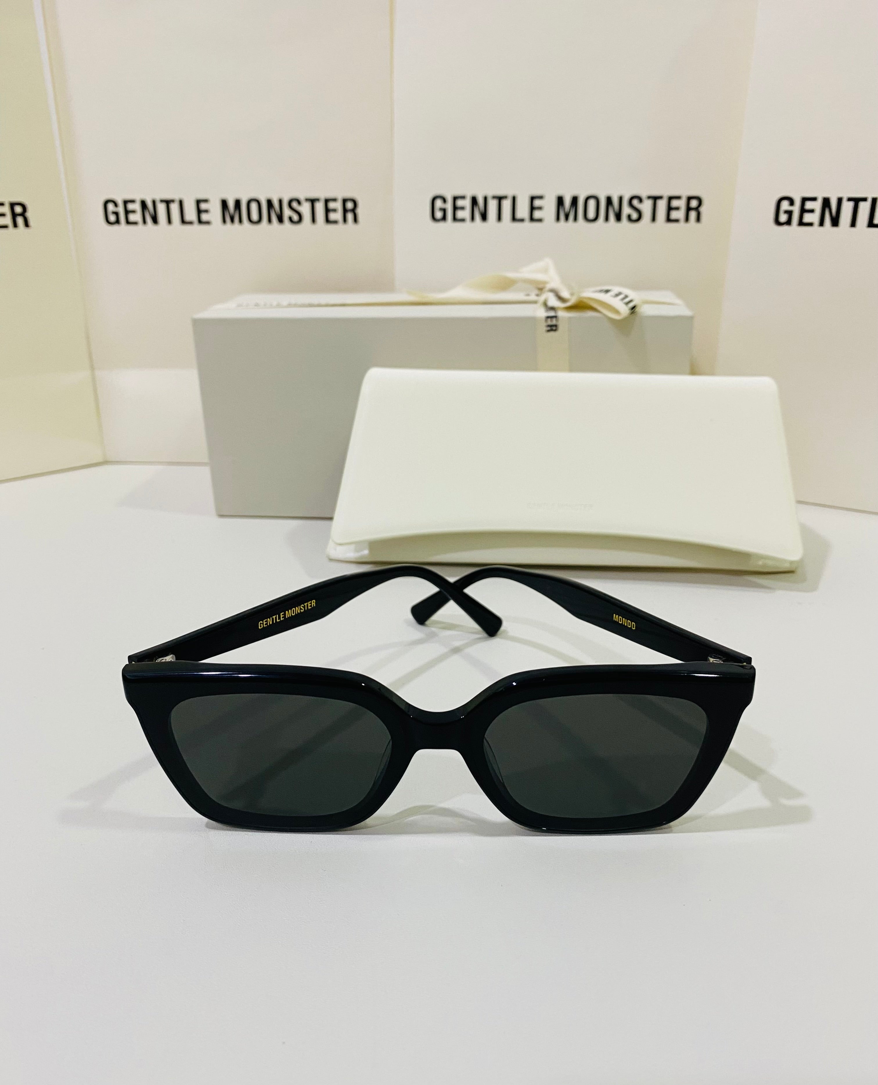 Mondo 01 – BTSGLASSES
