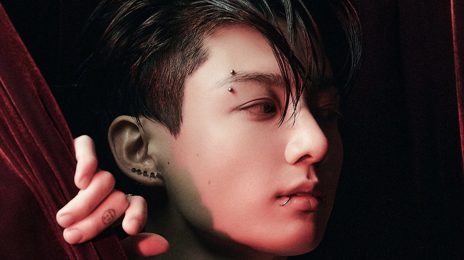 BTS ジョングクの写真集のコンセプトフィルムがついに公開！！ | BTS