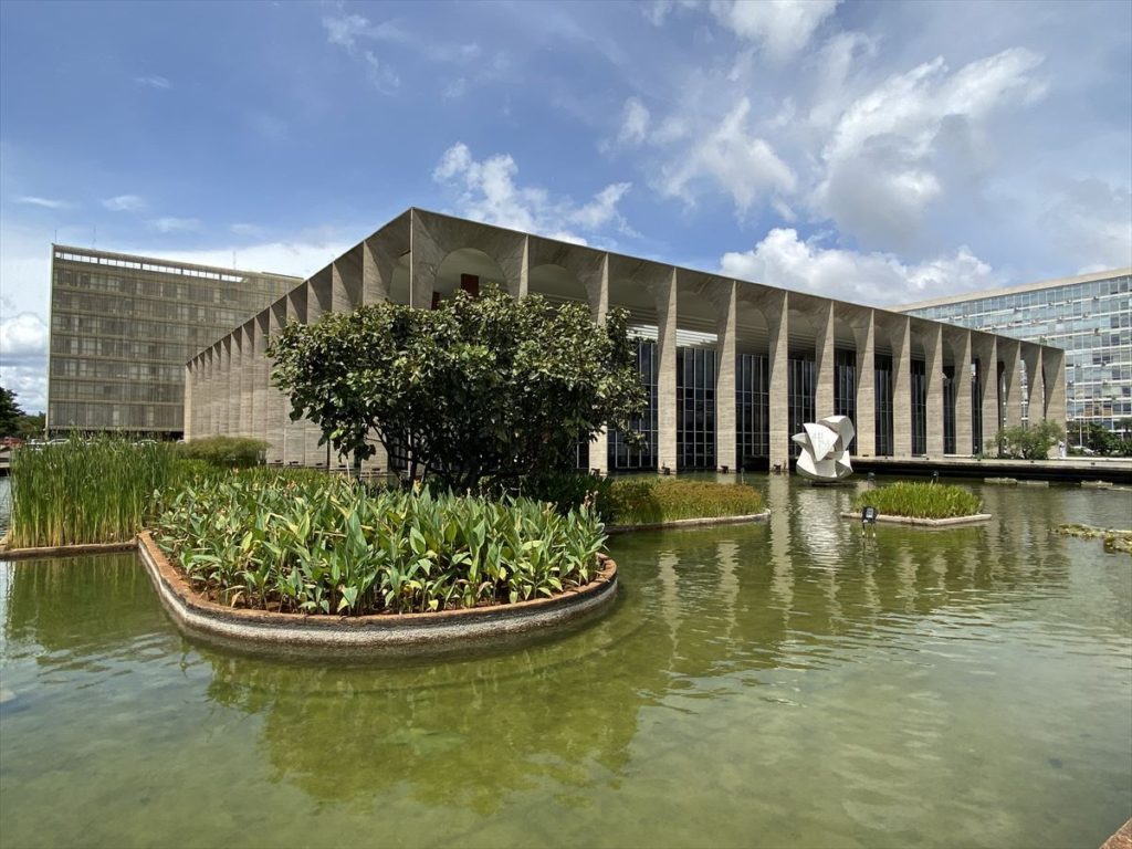 世界遺産ブラジリア写真ルポ02：魅せる庁舎、見せないミュージアム