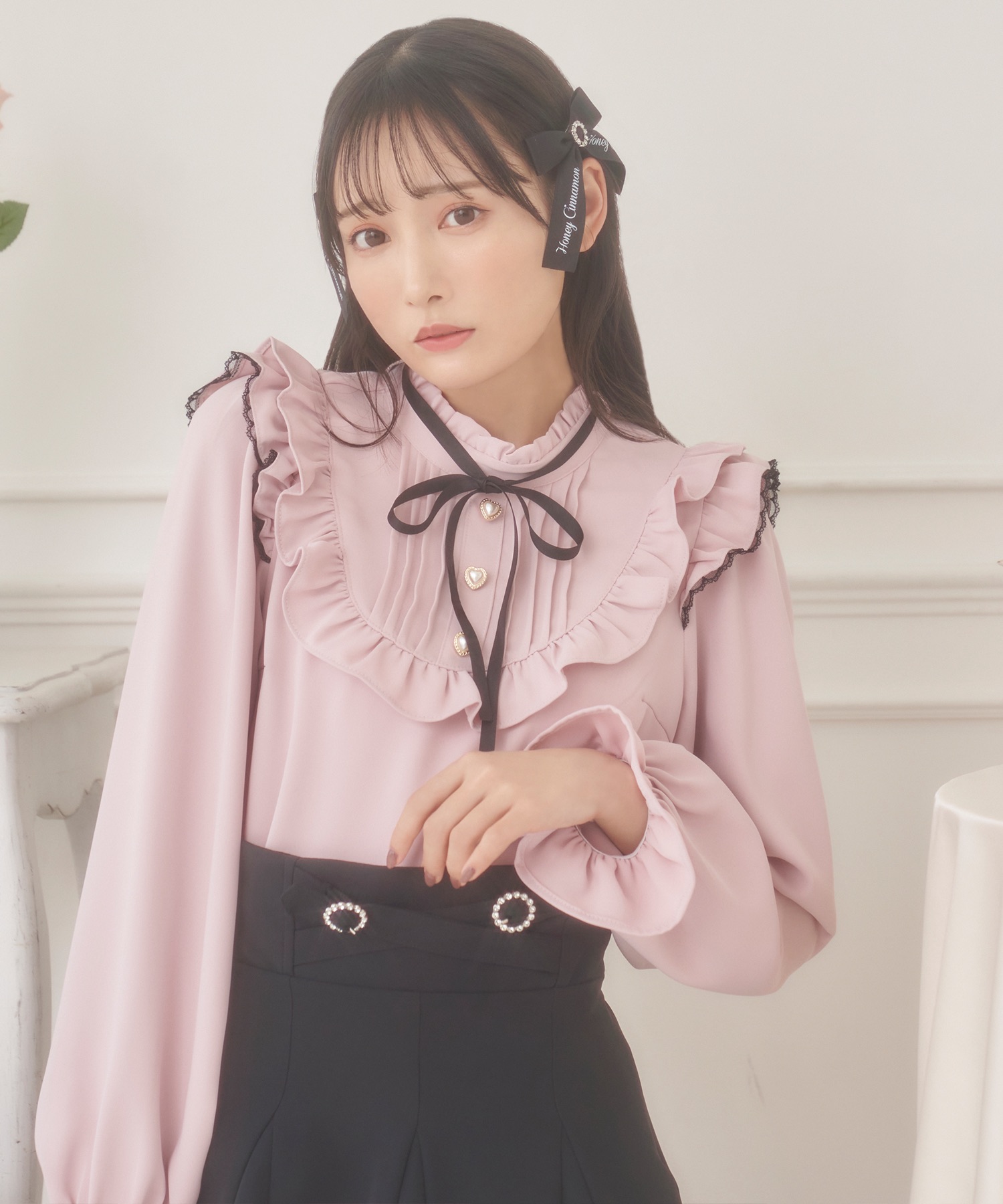 ラウンドフリル切替トップス – BUNNY APARTMENT