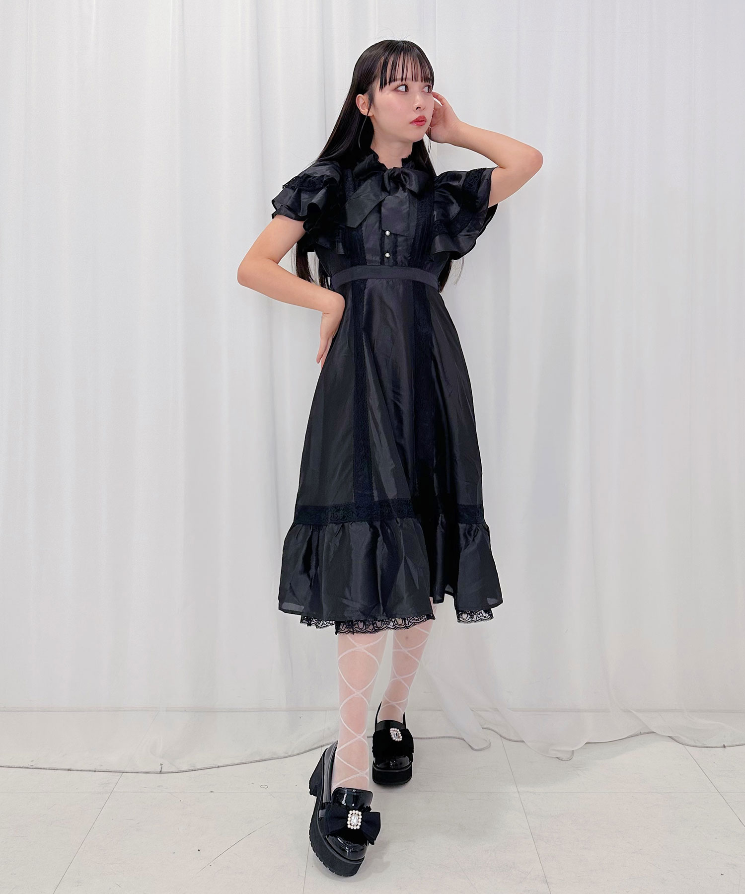 ボウタイシアーロングワンピース – BUNNY APARTMENT