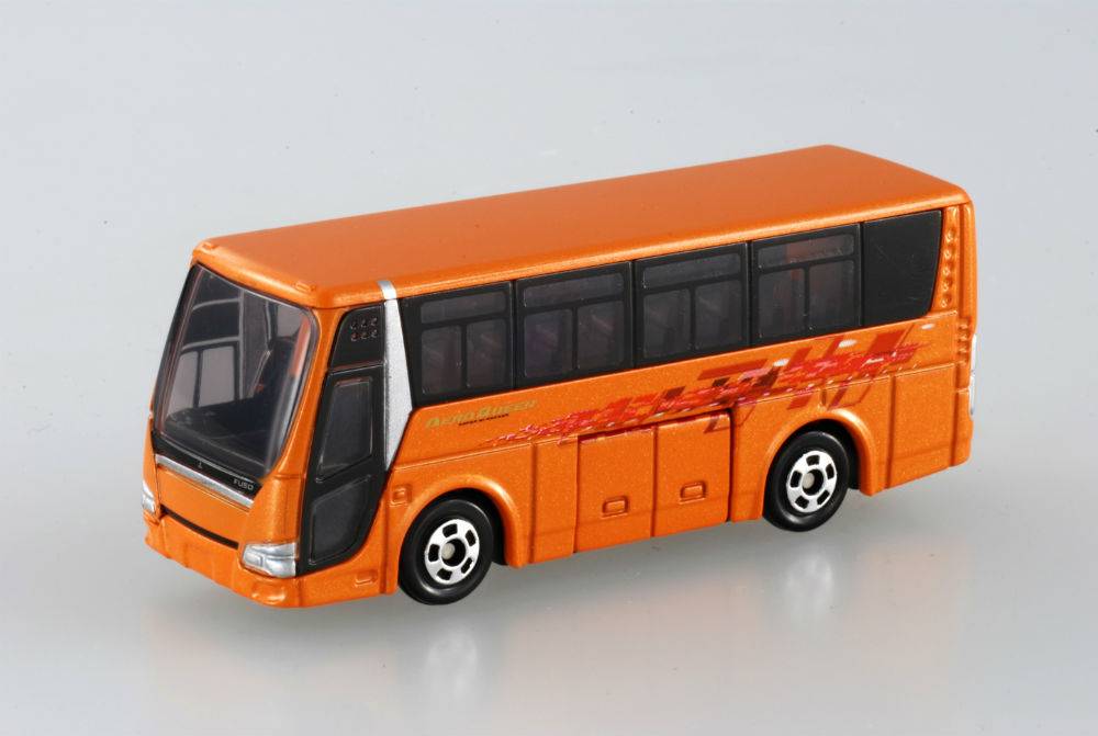 人気トミカ、シリーズ「No.1」はなぜ観光バス？ タカラトミーに聞いて