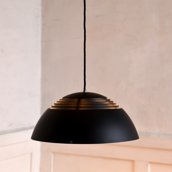 イズヤオンライン | ルイスポールセン LouisPoulsen / Denmark