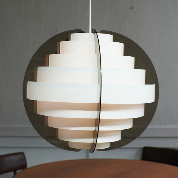 イズヤオンライン | スペースエイジ ペンダントライト