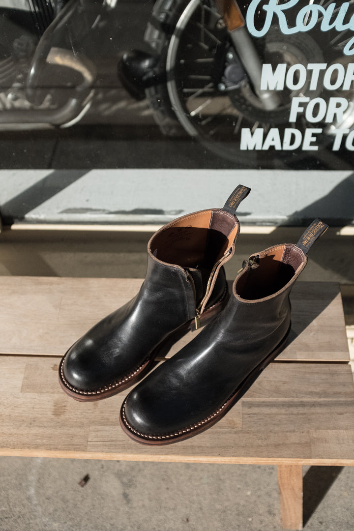 Rolling Dub Trio - Casper - Black Horse