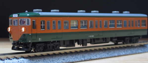 やっと揃った KATO 111系0番台 湘南色: 仏間鉄道