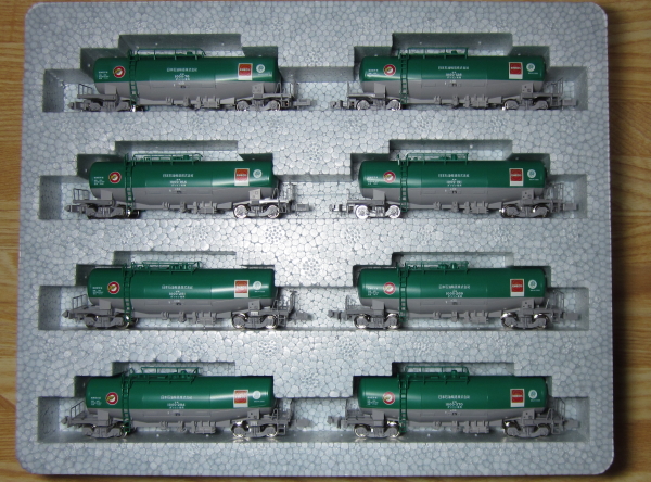 KATO タキ1000 ENEOS 8両セット 入線: 仏間鉄道