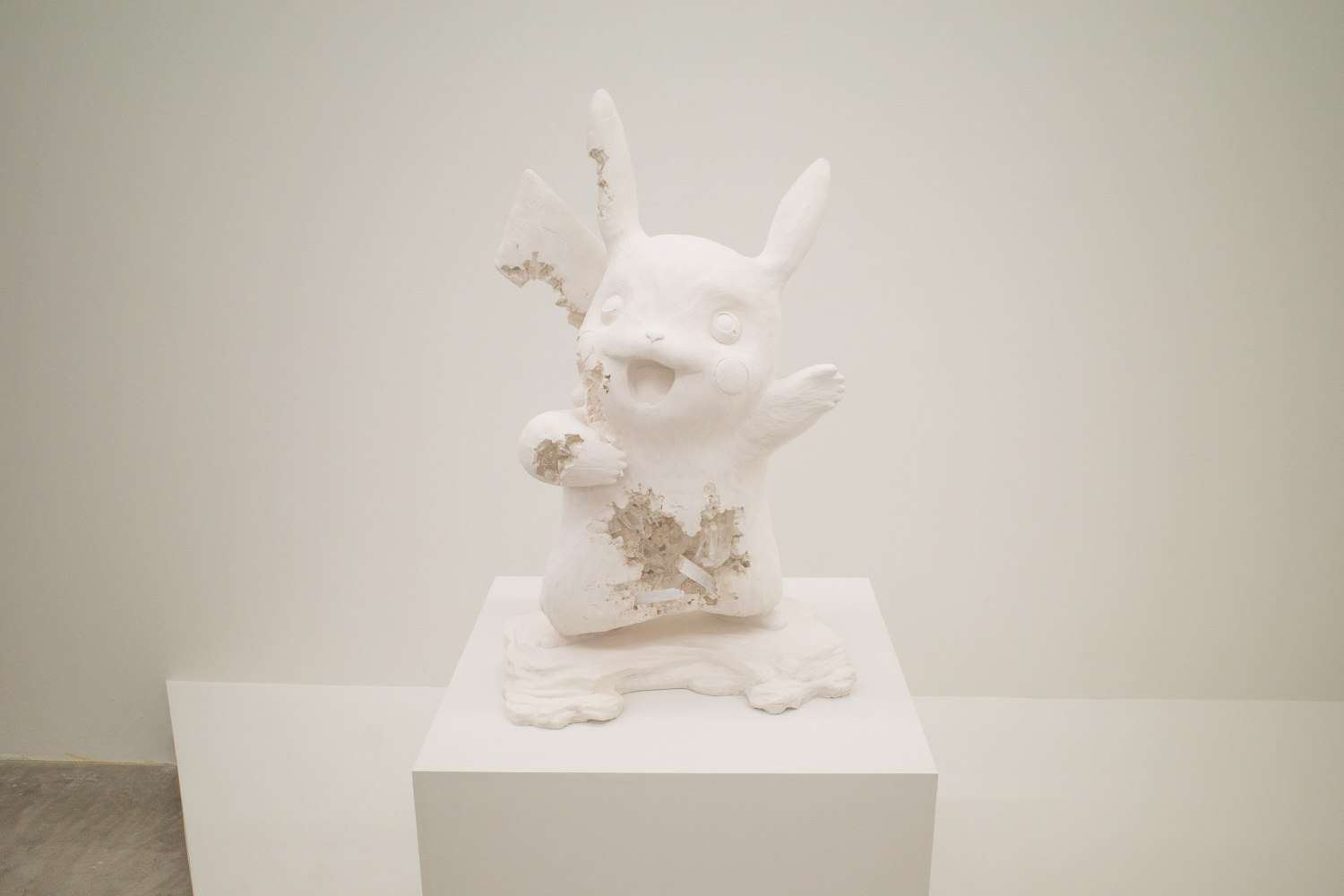 個展】西暦3020年に発掘されたポケモン〜ダニエル・アーシャム「Relics