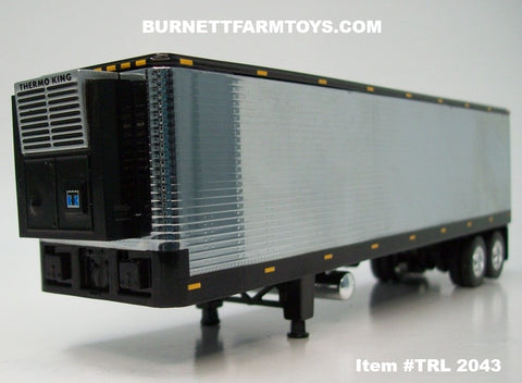 Item #TRL 2043 Chrome Black Trim Tandem Axle Vintage 40-foot