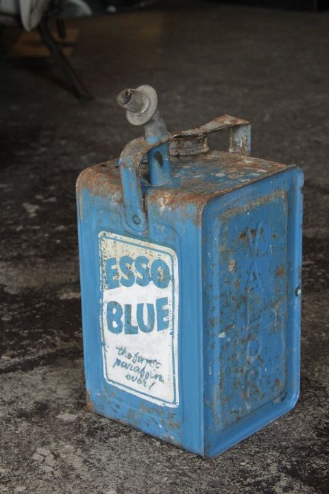 VALOR,バーラー,エッソブルー vintage 灯油携行缶 - BURN-UPS!