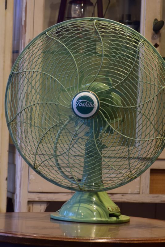東芝 レトロ扇風機 D-40SA 東芝 レトロ扇風機 D-40SA 東芝 レトロ