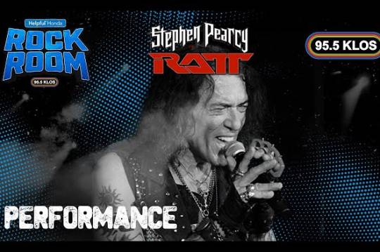 スティーヴン・パーシーがラジオ番組用に行なったライヴのプロショット