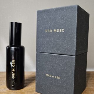 MAD et LENのレッドムスクは気品のある香り│BuzzyMag(ビジマガ)