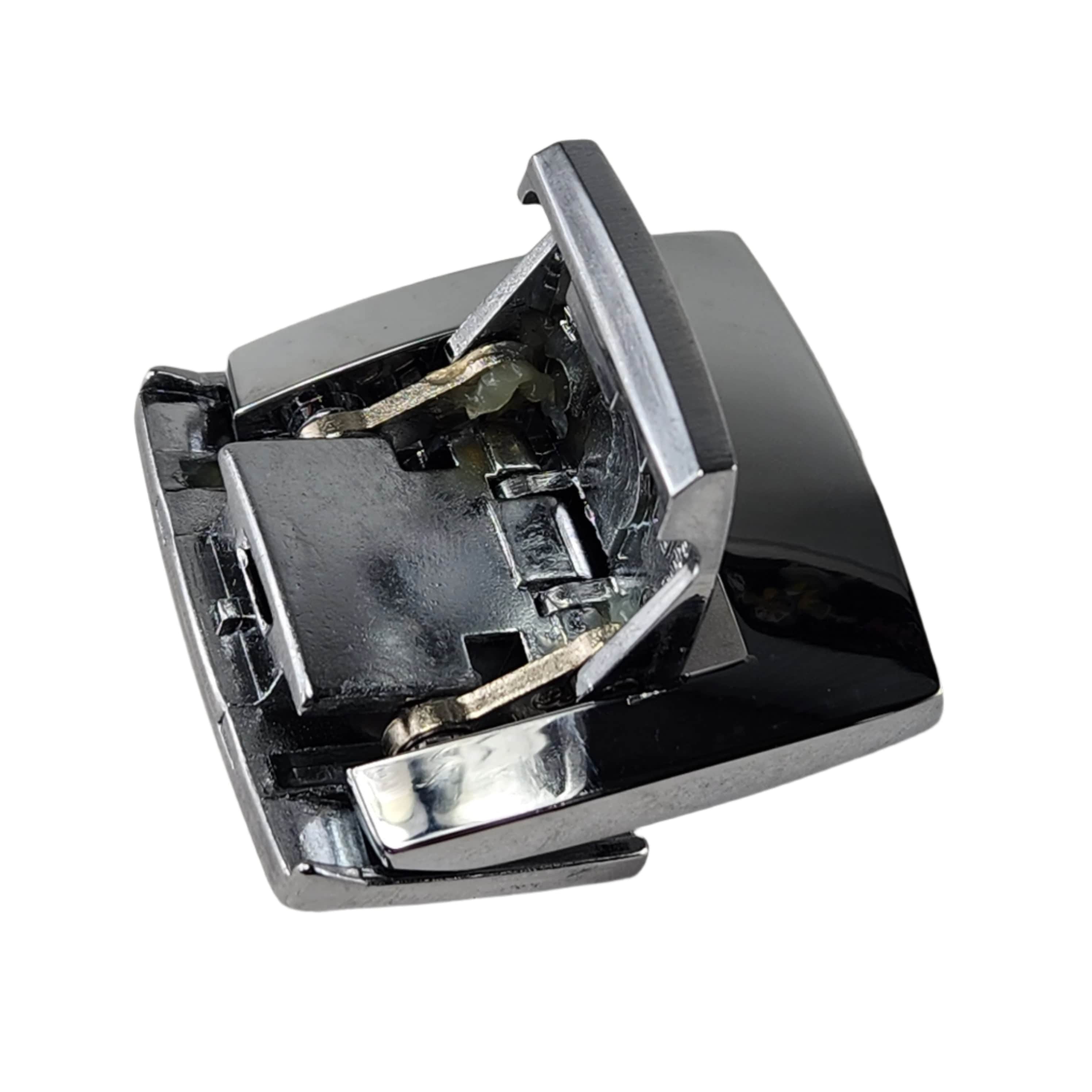 Tour Pack Trunk Latch Chrome by Polaris Witchdoctors