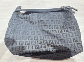 FENDI：ズッカ柄 ズッキーノ アクセサリーポーチなど3点 (東京都町田市