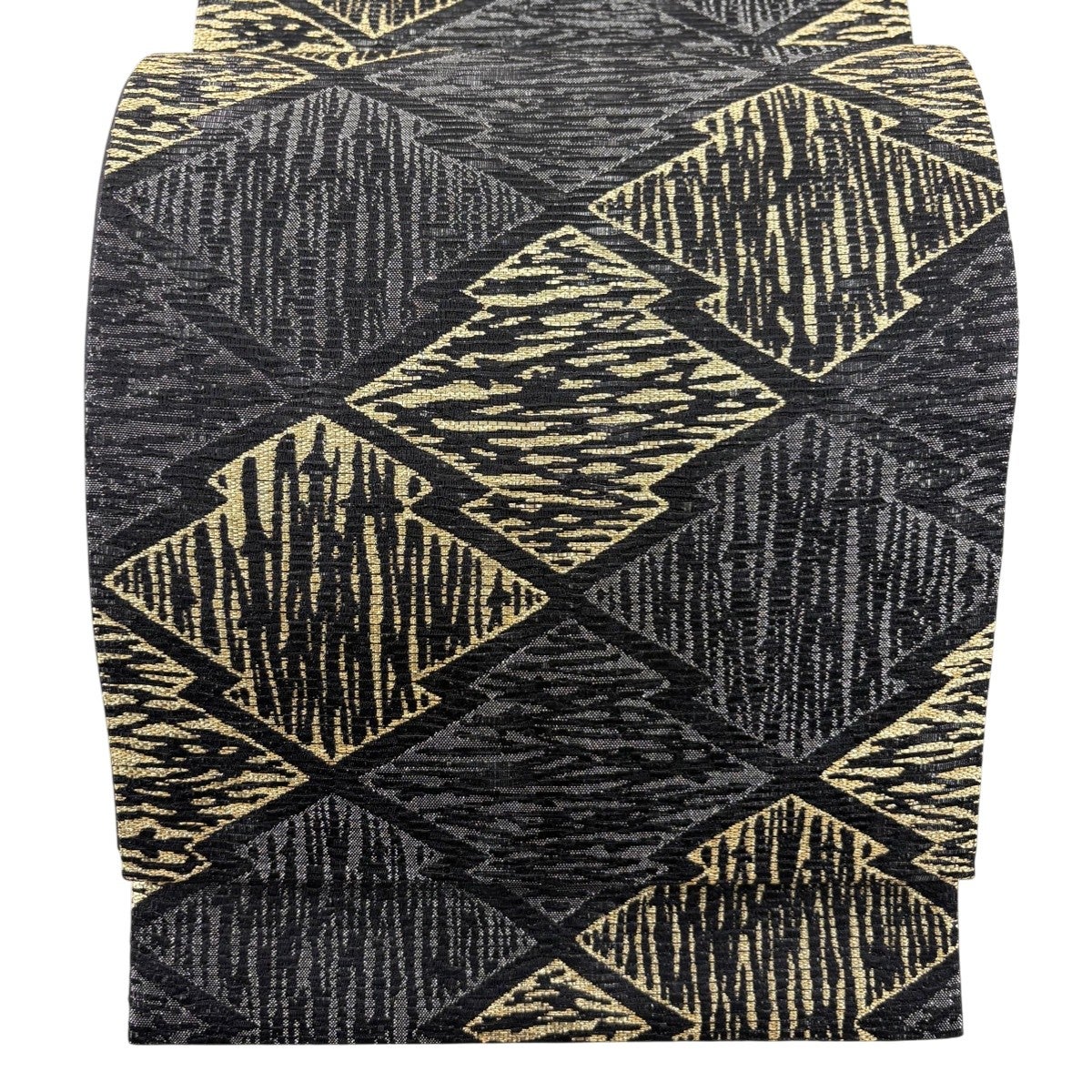 美品】 袋帯 名品 松皮菱 幾何学模様 箔 銀糸 黒 六通 正絹｜中古