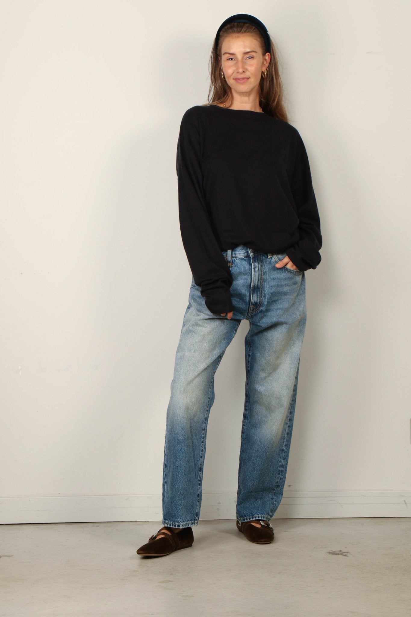 Shop Extreme Cashmere - Trui - 347 Aries - Navy - BYLOTTE