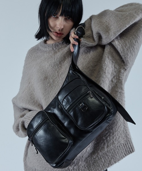 ビッグマルチポケットヴィンテージデザインショルダーバッグ/Big multi