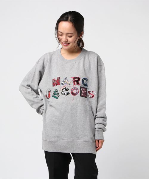 MARC JACOBS（マークジェイコブス）の「LUX EMBELLISHED SWEATSHIRT