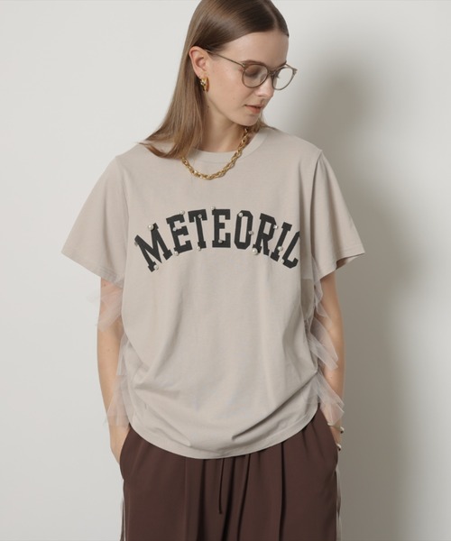 CADUNE（カデュネ）の「サイドチュールロゴT-shirt（Tシャツ