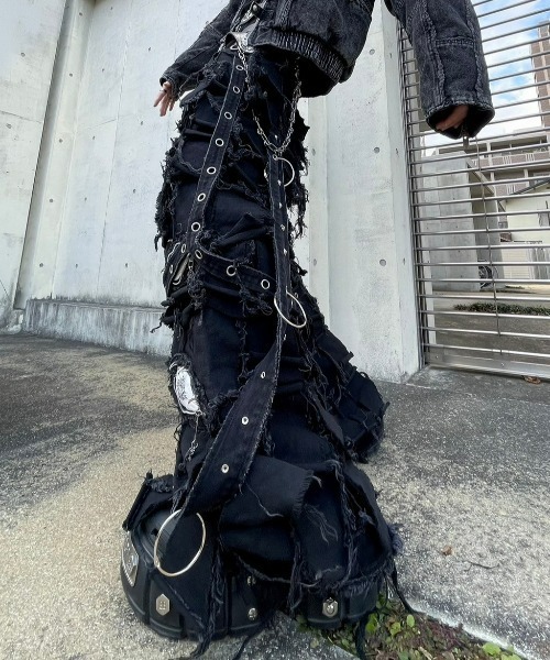 UNIZ（ユニズ）の「【UNIZ】BLACK MONSTER PANTS / 【ユニズ】ブラック