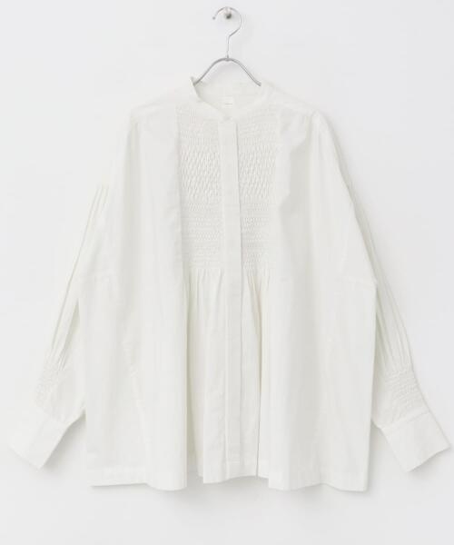 かぐれ（カグレ）の「コットンスモッキングブラウス（シャツ/ブラウス