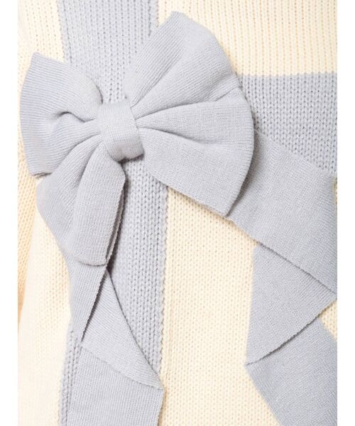 merry jenny（メリージェニー）の「プレゼントリボンタートルニット