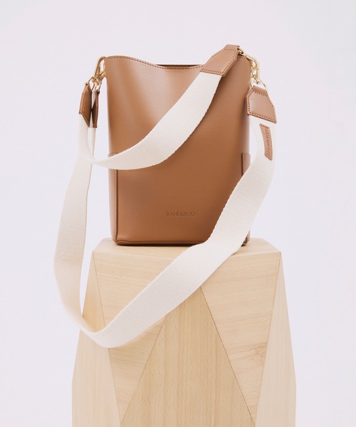 RANDEBOO（ランデブー）の「Petit bucket bag（ショルダーバッグ