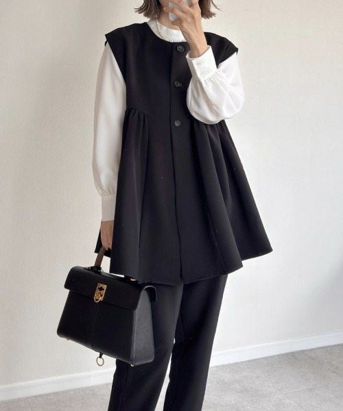 ダブルクロス素材ジレセットアップスーツ（ジレ＋テーパードパンツ