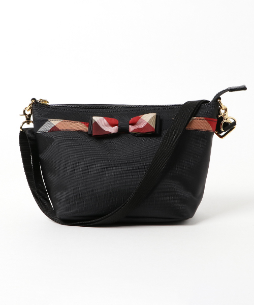 BLUE LABEL CRESTBRIDGE（ブルーレーベルクレストブリッジ）の