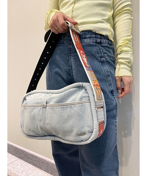 DIESEL（ディーゼル）の「レディース ブリーチデニム クロスボディ