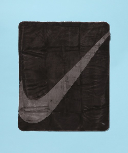 NIKE（ナイキ）の「NIKE WMNS NSW FAUX FUR BLANKET KRMG DO3793-220