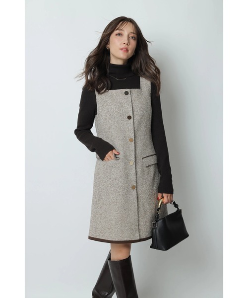 Apuweiser-riche（アプワイザーリッシェ）の「スクエアネックミニ