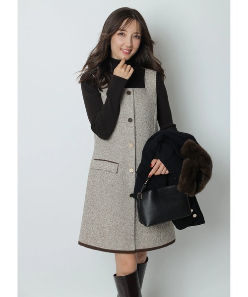 Apuweiser-riche（アプワイザーリッシェ）の「スクエアネックミニ