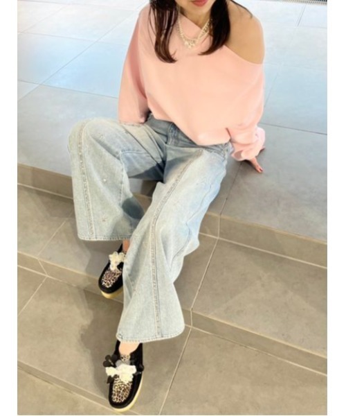 LILY BROWN（リリーブラウン）の「ボンディングオフショルスウェット