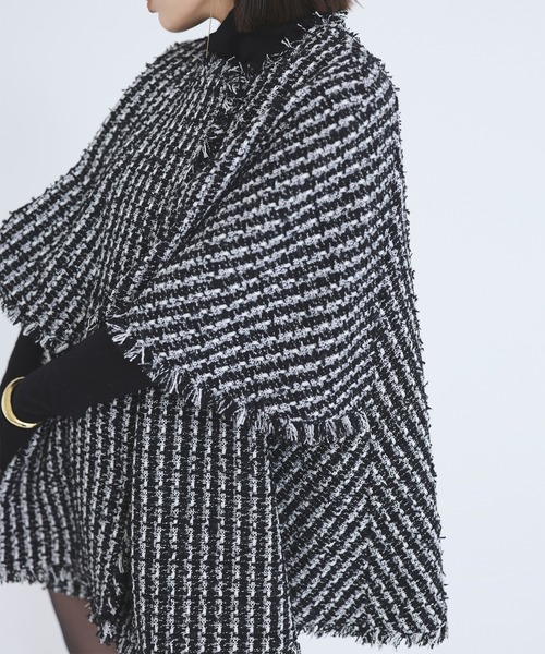 anuans（アニュアンス）の「ツイードケープジャケット（その他アウター