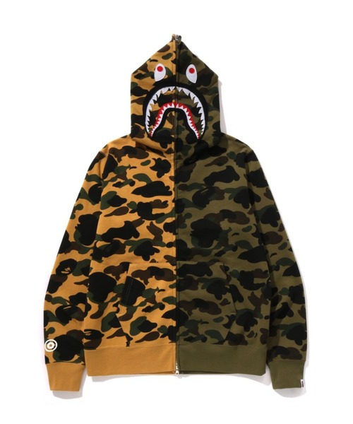A BATHING APE（アベイシングエイプ）の「1ST CAMO SEPARATE SHARK