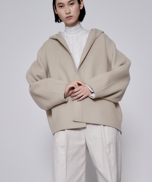 STUNNING LURE（スタニングルアー）の「ショートフーディーオーバー