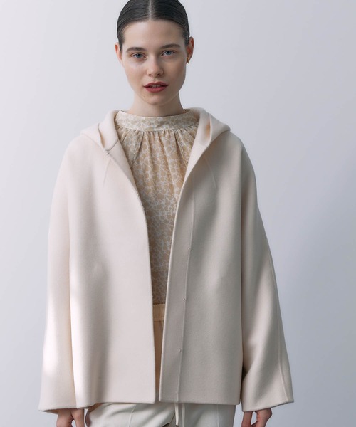 STUNNING LURE（スタニングルアー）の「ショートフーディーオーバー