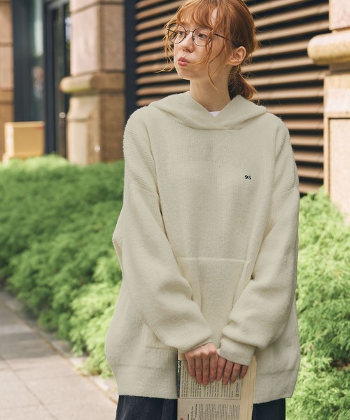 セール】ナンバリング刺繍 オーバーサイズ フード ニットプルオーバー