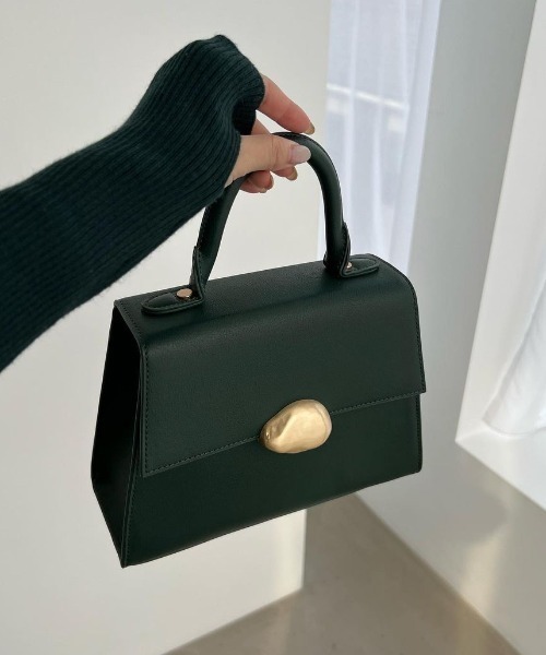 anuans（アニュアンス）の「モチーフ付きミニハンドルバッグ