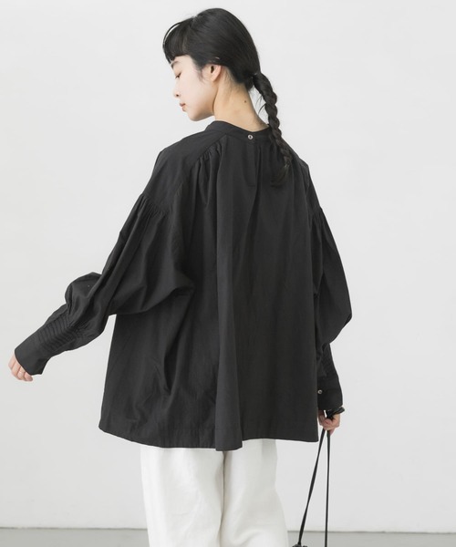 かぐれ（カグレ）の「コットンスモッキングブラウス（シャツ/ブラウス