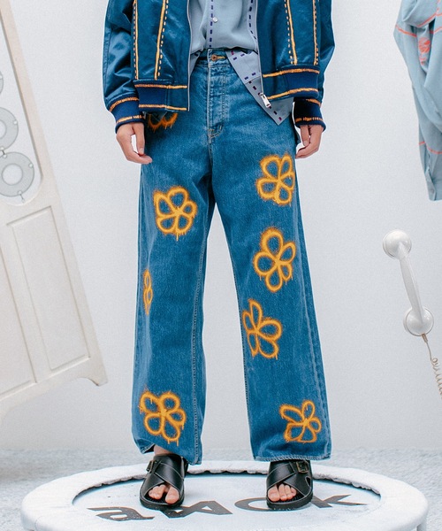amok（アモク）の「HANDPAINT DENIM PANTS（デニムパンツ）」 - WEAR