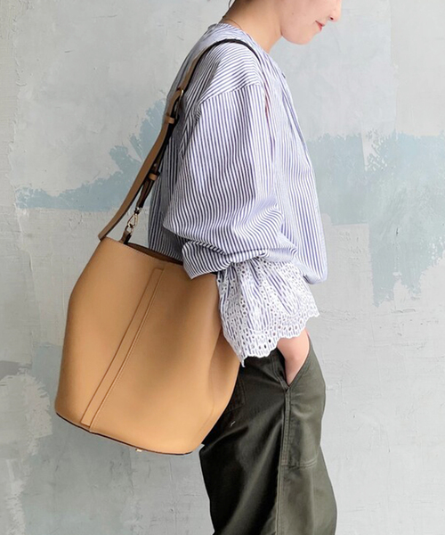 DECKE（デッケ）の「【DECKE/デッケ】 バケツガタショルダーBAG