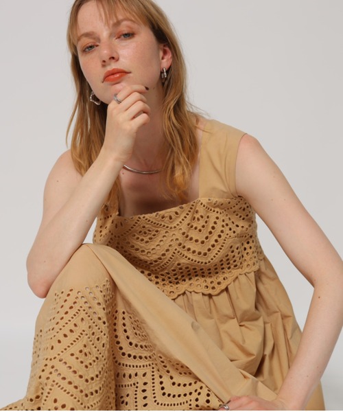 CADUNE（カデュネ）の「カットワークコットンワンピース（ワンピース