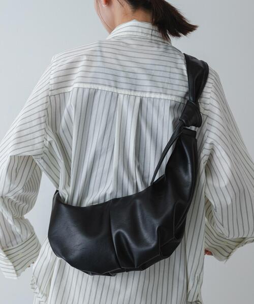 セール】【500ml収納可】クロワッサンショルダーバッグ /カジュアル