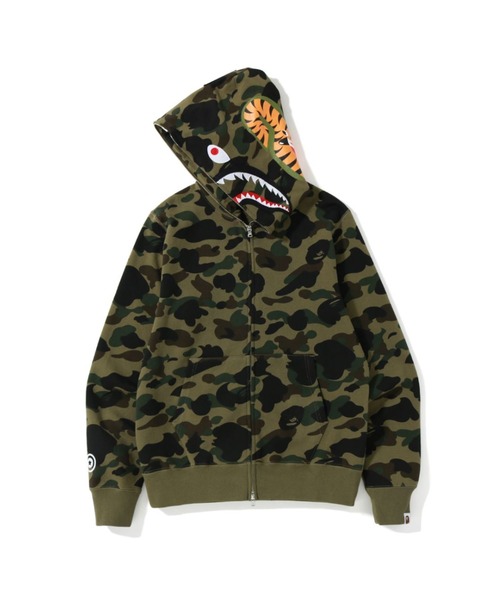 A BATHING APE（アベイシングエイプ）の「1ST CAMO SHARK FULL ZIP
